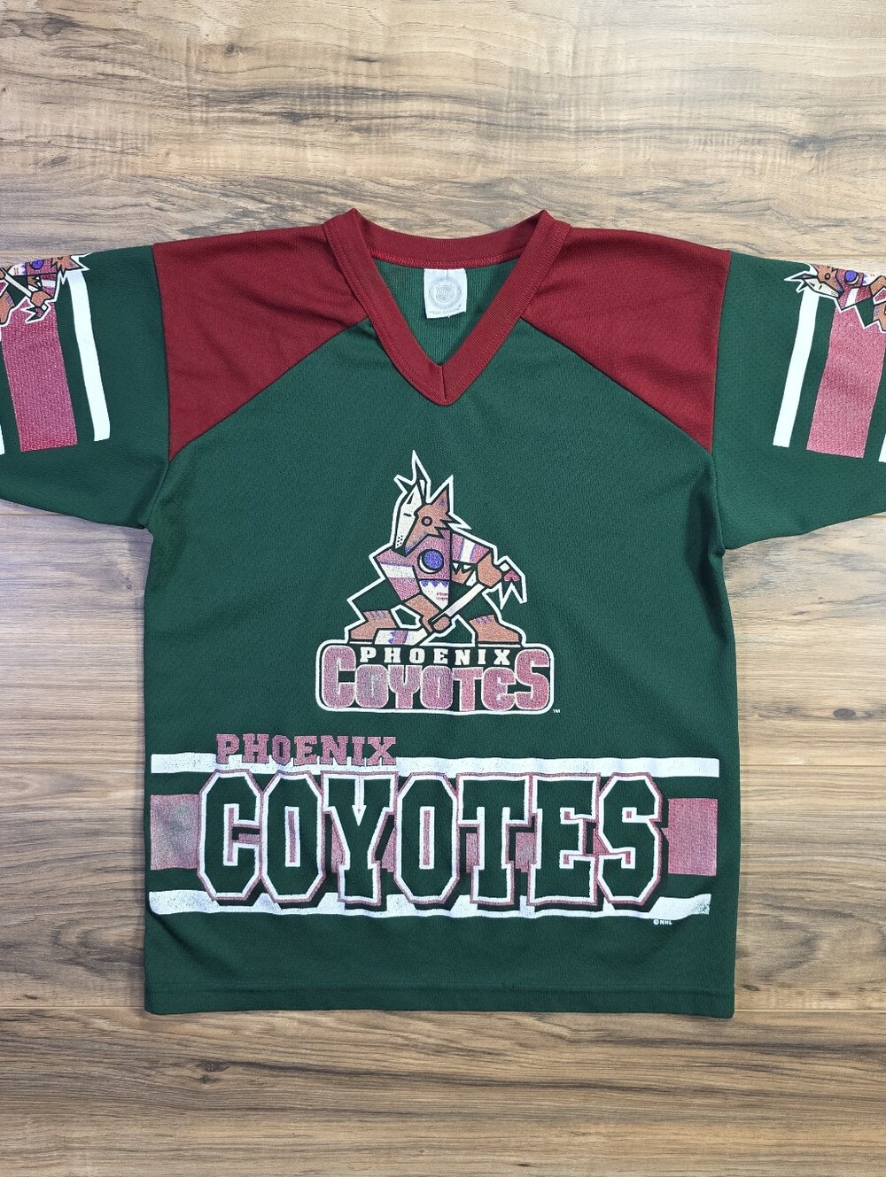 Vintage Phoenix Coyotes NHL Kachina Graphic Hockey Jersey Green Youth